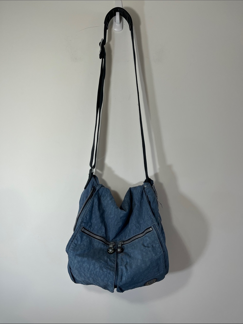 Kipling eleva nylon shoulder bag